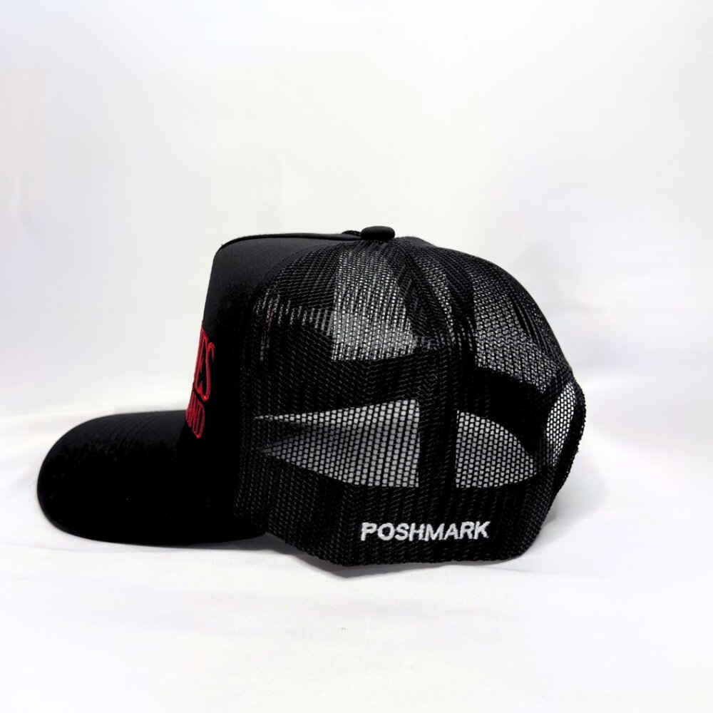 'Wild Ones Love Secondhand' Poshmark x FIF x Jessie Murph Tour Trucker H… - Picture 3 of 3